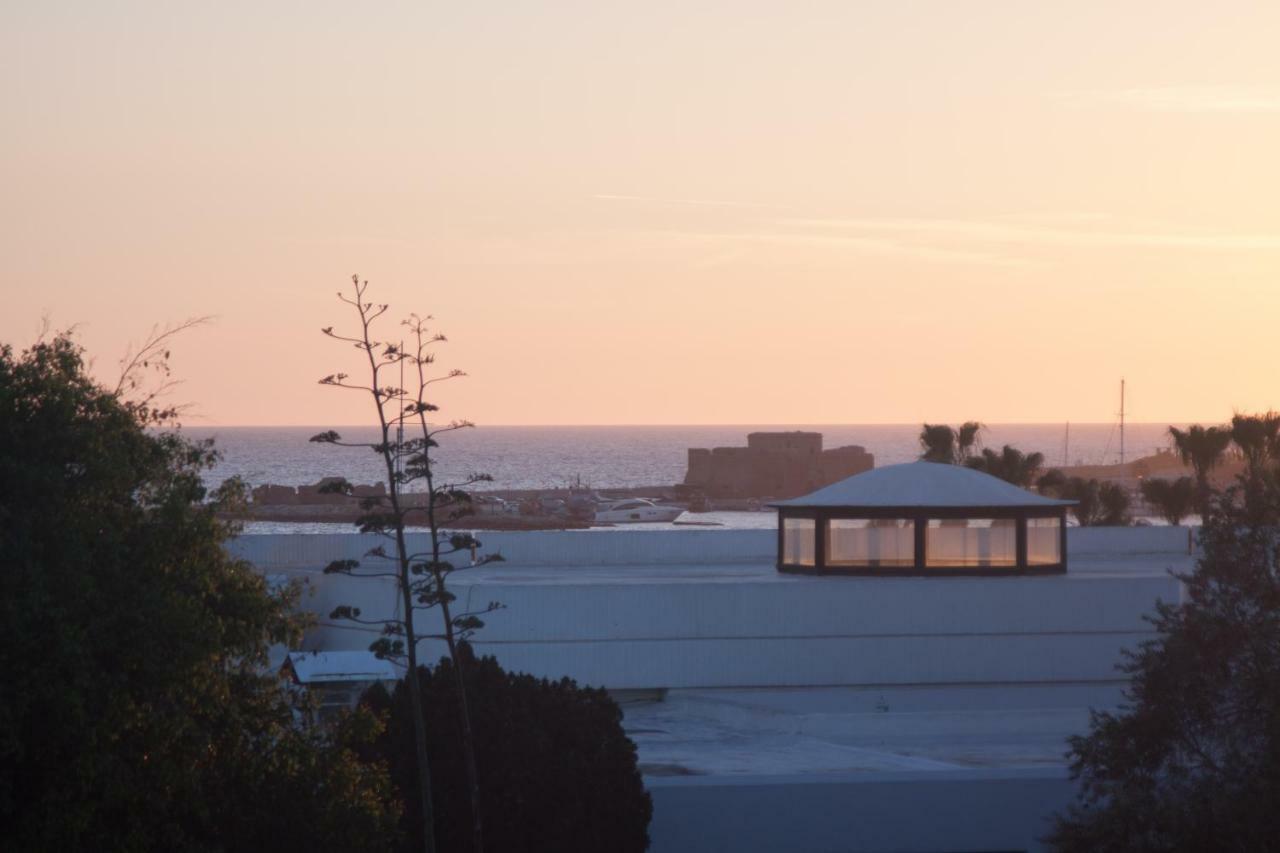 Mare Monte Seaview Boutique Apartment Paphos Bagian luar foto