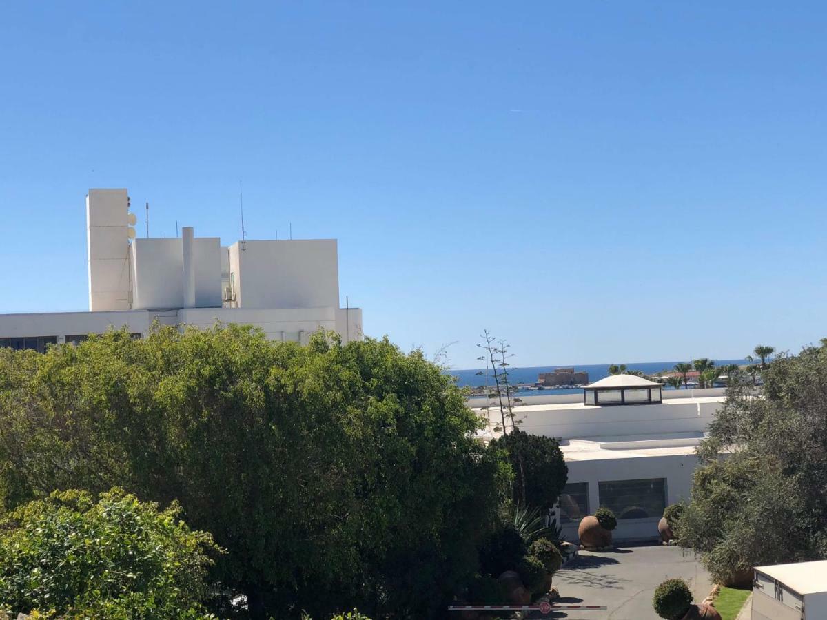 Mare Monte Seaview Boutique Apartment Paphos Bagian luar foto