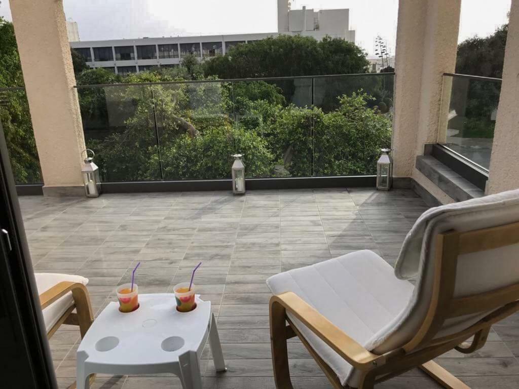 Mare Monte Seaview Boutique Apartment Paphos Bagian luar foto